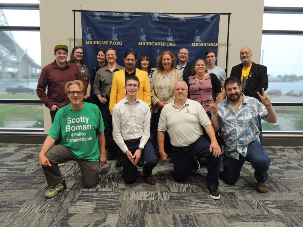 Photo by Chet Essner. From Left to Right, Back Row: Tori Hinrichs, Leah Dailey, Tim Teagan, Angela Thornton, Andrew Duke, John Hudak & Jay Gillotte. Middle Row: Charles Essner, Justin Mirimonti, Donna Gundle-Krieg & Dana Carver. Front row: Scotty Boman, Dave Franklin, Larry Johnson & Mike Saliba.